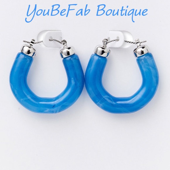 New Blue Marble & Silver Resin Hoop Fashion Earrings - Picture 6 of 7